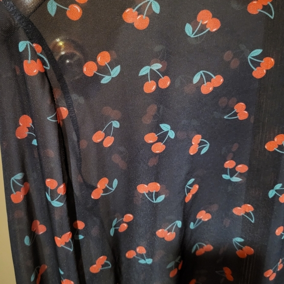 Asos Black Cherry Mesh Sheer Long Sleeve Ruffled Hem Cropped Shirt Size 14 - Picture 5 of 6